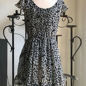 Trip dress with skull print